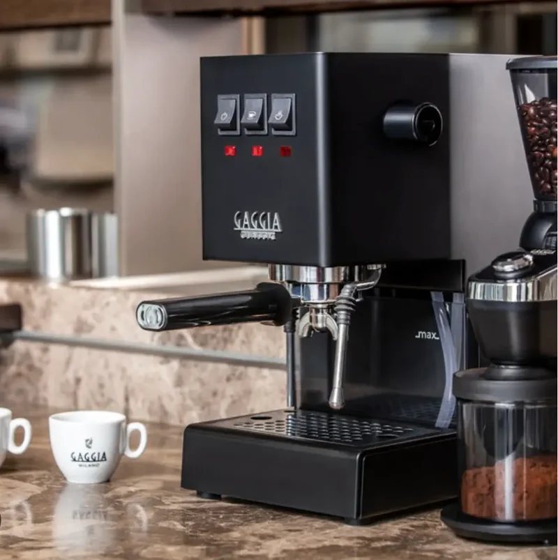 Gaggia Classic E24 Color Vibes - Noir d'Ivoire