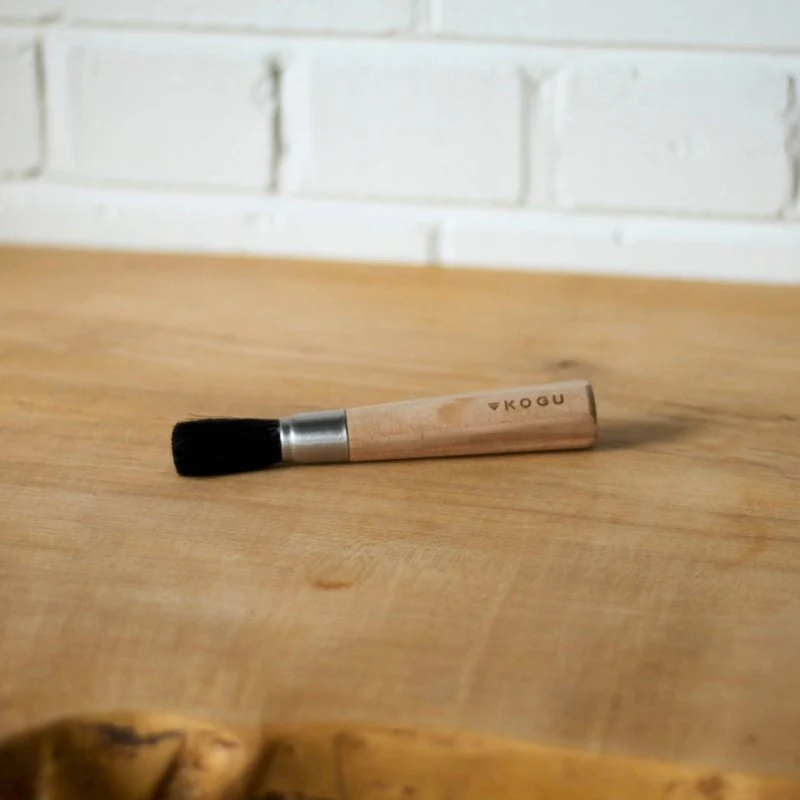 KUGO - Brosse en bois pour porte-filtre
