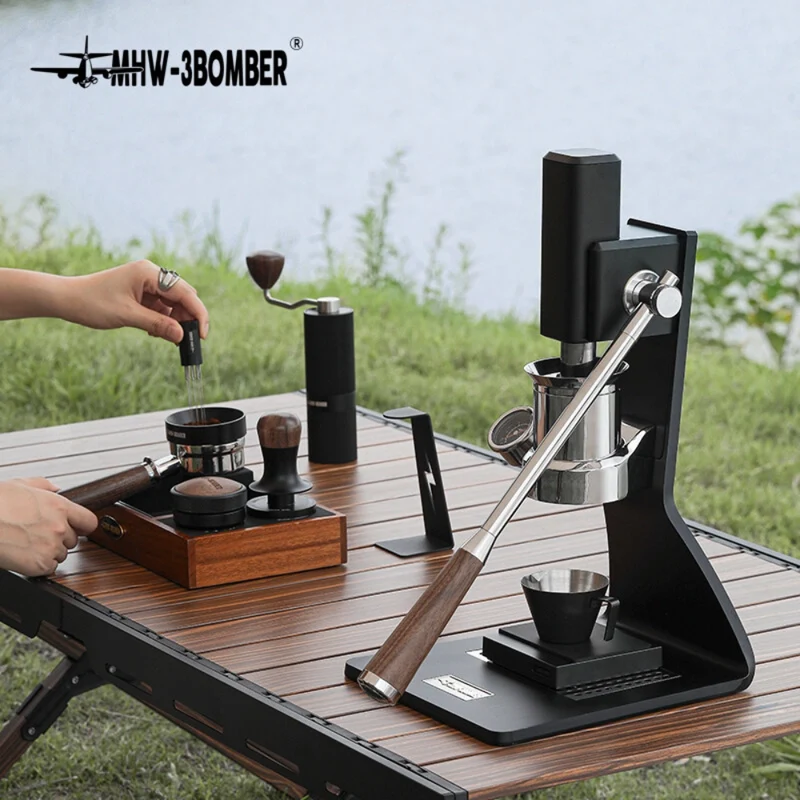 MHW-3BOMBER Sonic S7 Manual Espresso Machine + 10-Pieces Deluxe Barista Kit
