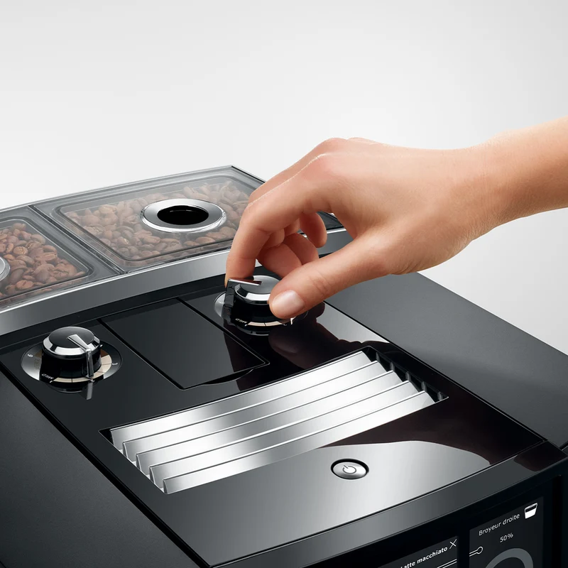 JURA - J8 twin Dual Bean Automatic Coffee Machine