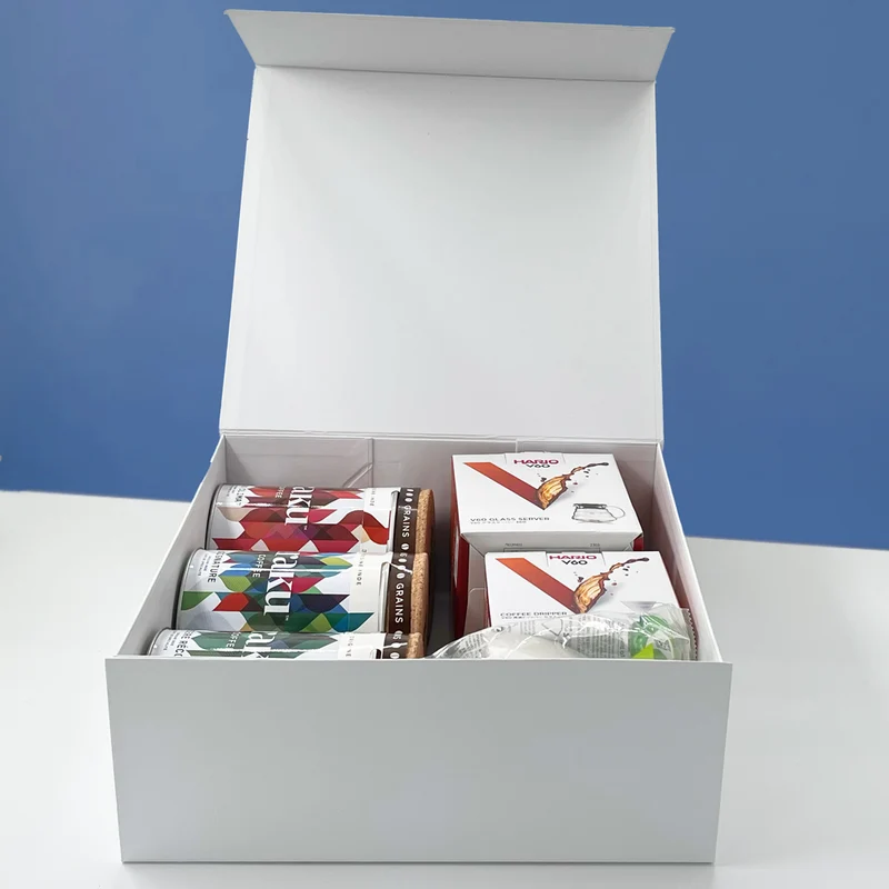 Coffret V60 - Set V60 hario (taille 1) et 3 boites de café