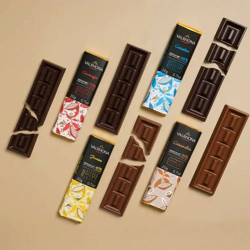Coffret Dégustation Assortiment 8 Mini Tablettes - 160 g | Valrhona
