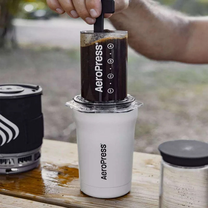 Cafetière Aeropress Go Plus Crème - 1 à 2 Tasses + Filtres et Mug | Aeropress