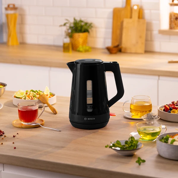 Bouilloire électrique MyMoment noir 1,7 L 2400 W TWK1M123 Bosch