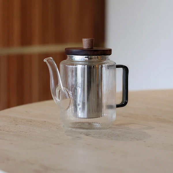 Théière Karl en verre borosilicate anse gris fumé 550 ml Ogo