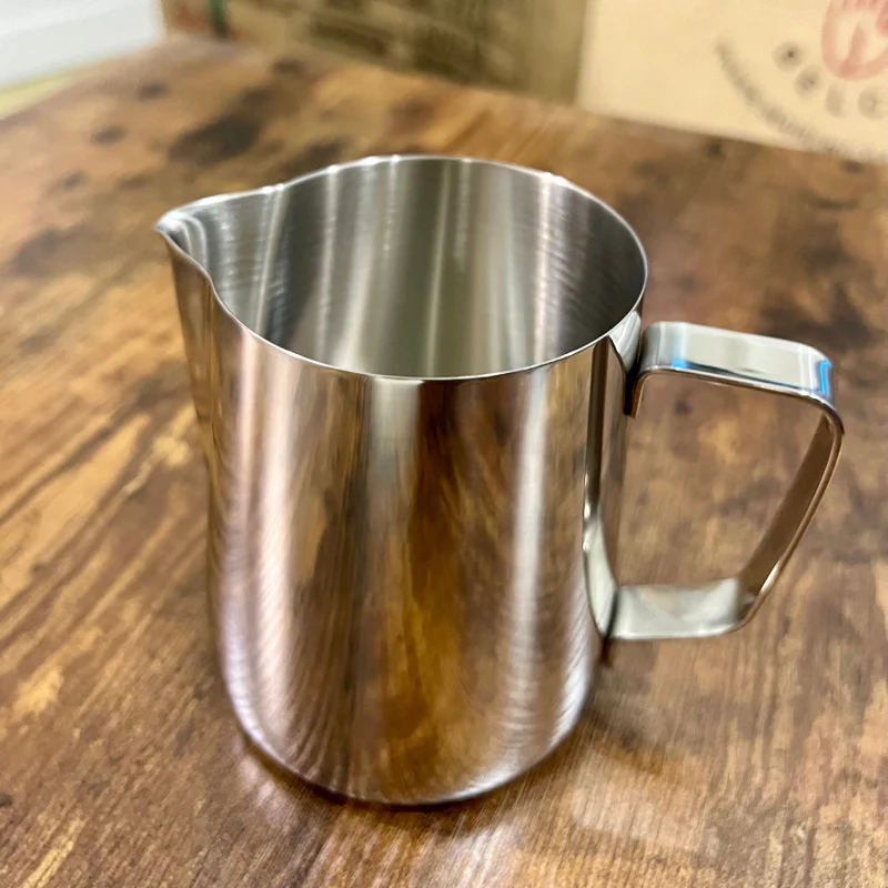 Pichet à lait inox