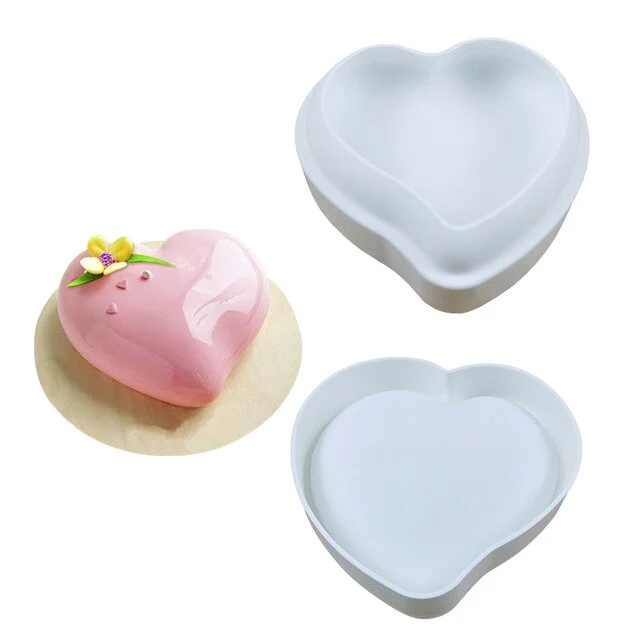 Lot de 3 Moules Saint Valentin + Livre Recettes Offert