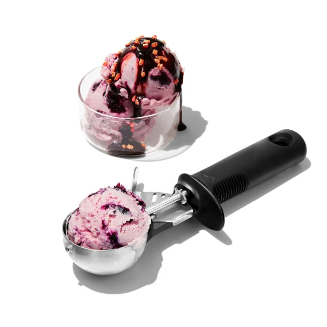 Cuillère à glace avec gâchette