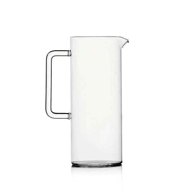 Carafe en verre transparente