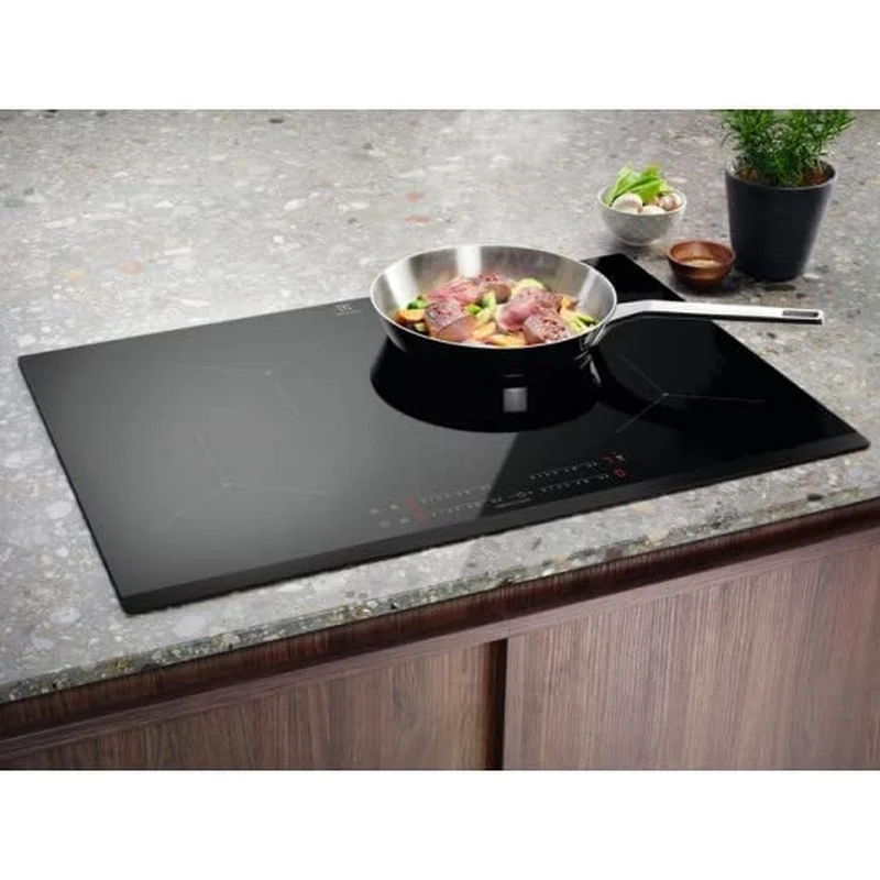 Plaque Induction Electrolux EIS824 78 cm 78 cm 7350 W